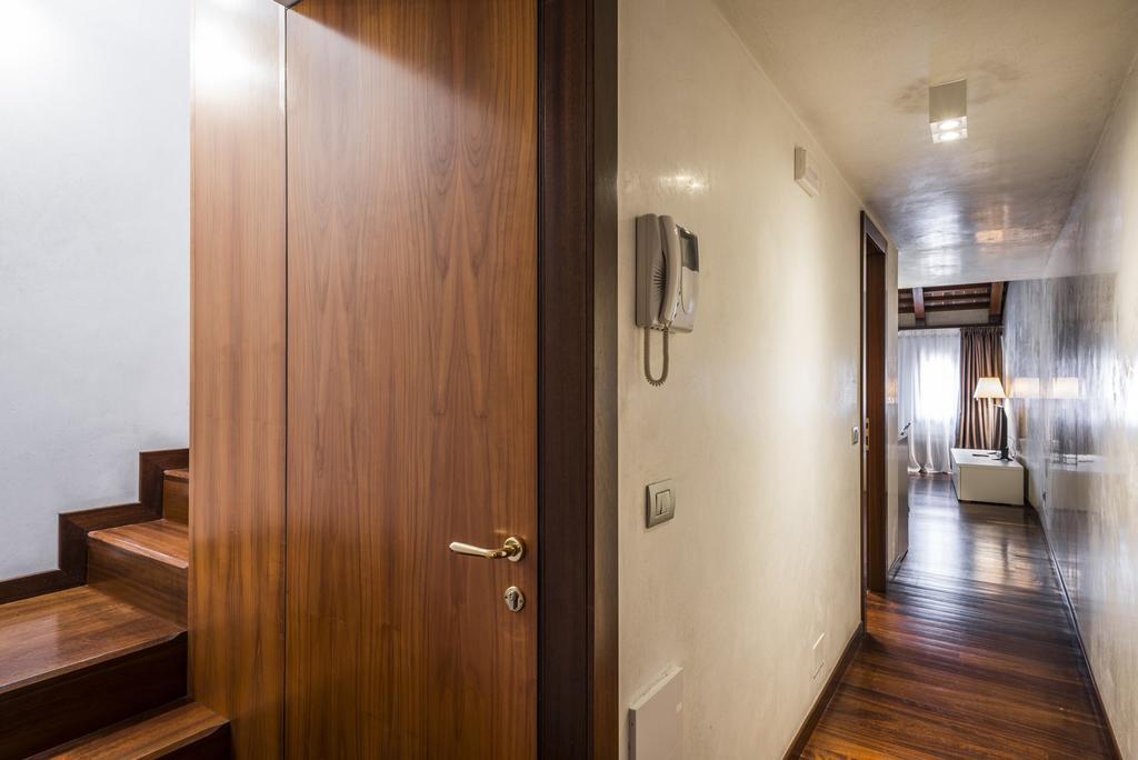 Myplace Piazza Dei Signori Apartments Treviso Exterior foto